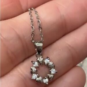 🌷🌷3 for $49🌷🌷925 Sterling Silver round Cubic Zirconia hearts necklace